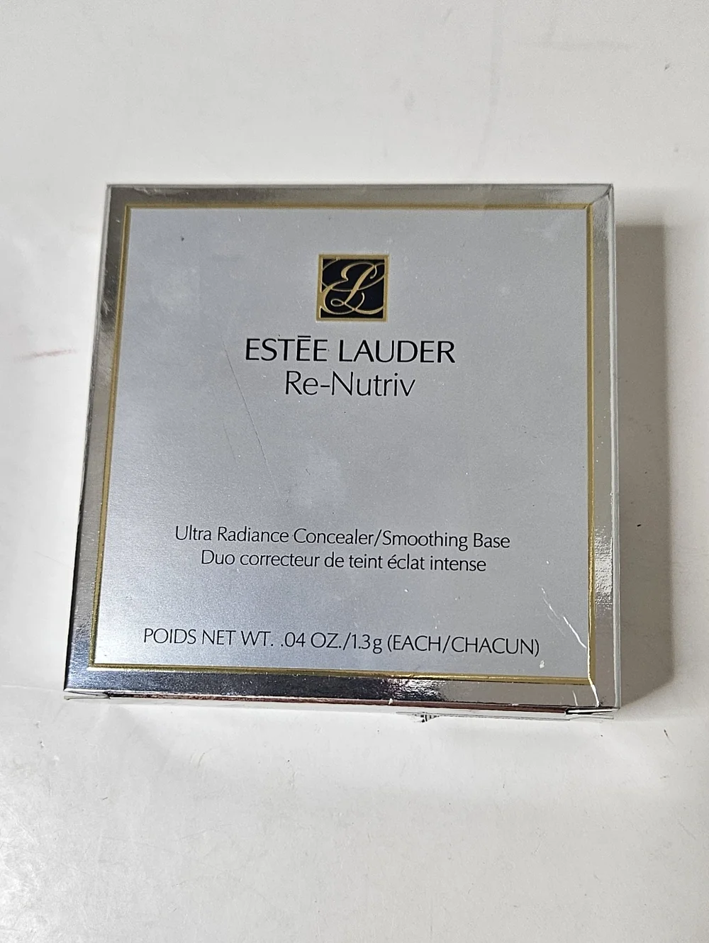 Estée Lauder Re-Nutriv Ultra Radiance Concealer/Smoothing Base Open Box